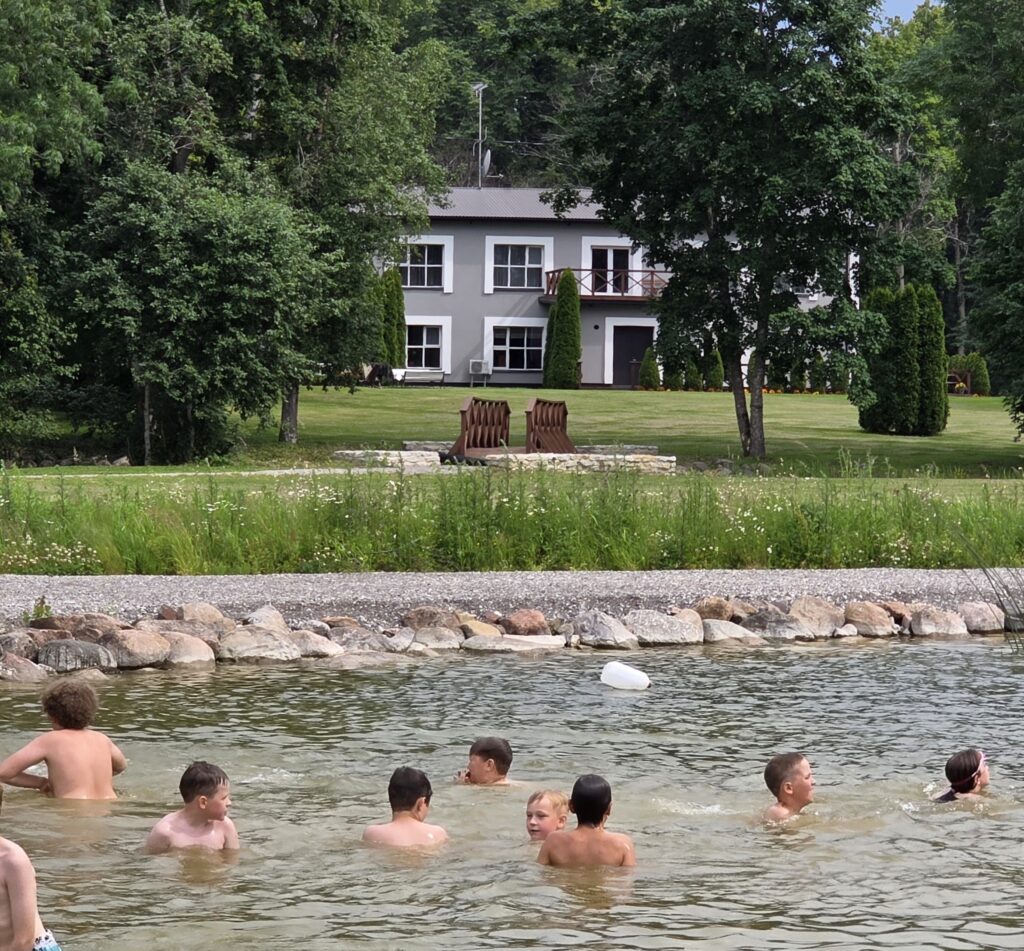 Suvel tuleb ka kõige pühendunumal judokal korraks kimono varna visata, et see siis taas näljasena jälle selga tõmmata. Sellele vaatamata on meie judokad jõudnud